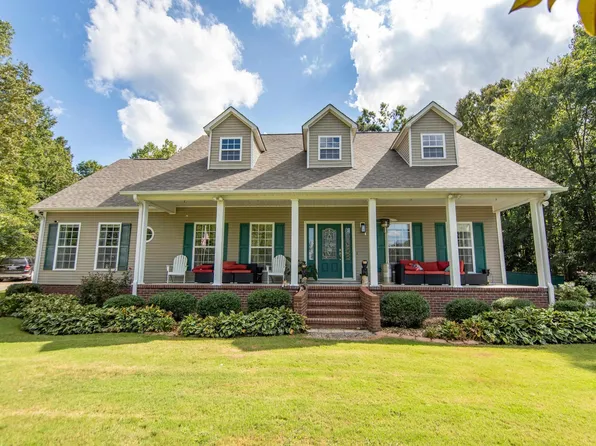 55 Shelter Ln, Selmer, TN 38375