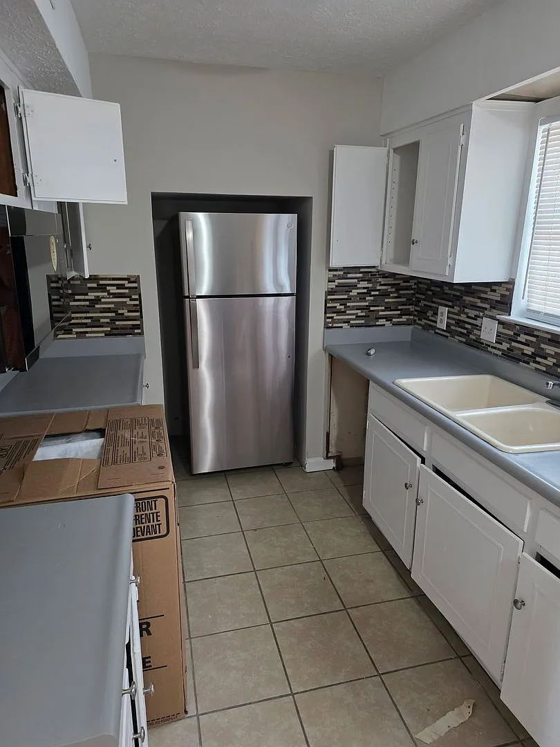 Affordable 3 bedroom, 2 bath in Hermitage — Photo 2