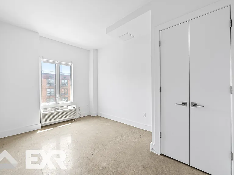 1915 Beverley Rd #601 — Photo 9