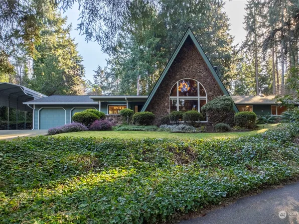 3735 82nd Avenue Ct W, University Place, WA 98466