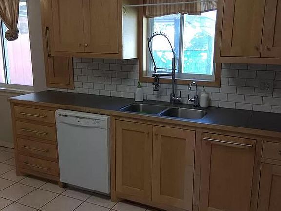 4th image of 4813 Park Vista Dr