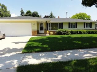 1616 N Linwood Ave, Appleton, WI 54914