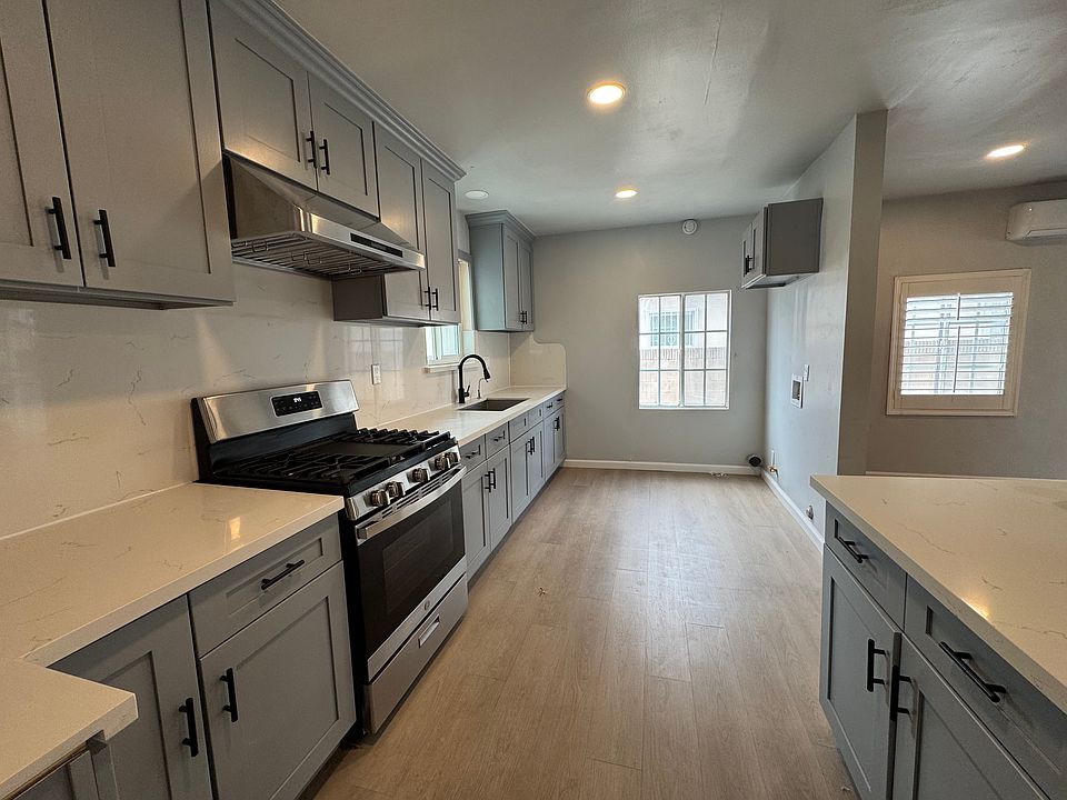 1st image of 3628 Vane Ave