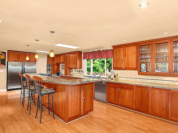 2nd image of 13203 NE 118th Ct