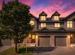30 Vaughan St #68, Guelph, ON N1G0B6