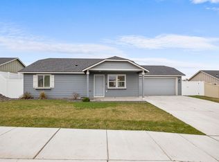 112 Bitters Loop, Grandview, WA 98930