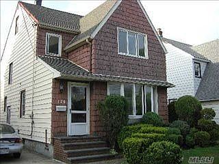 1st image of 174 Fairlawn Ave