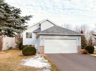 5650 Birch Trl, Shoreview, MN 55126