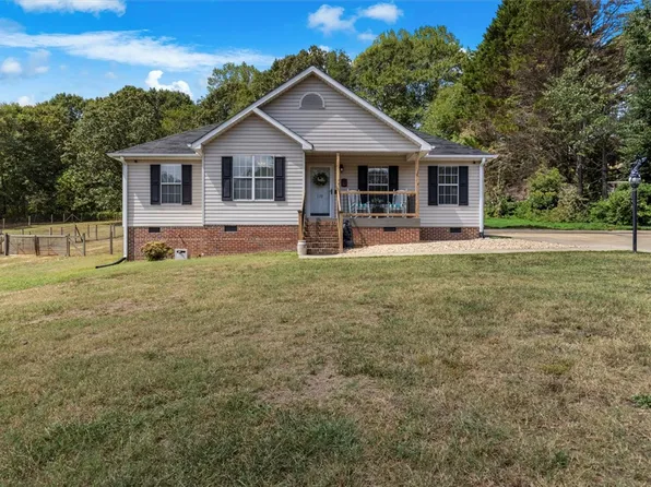 119 Logan Ln, Easley, SC 29640