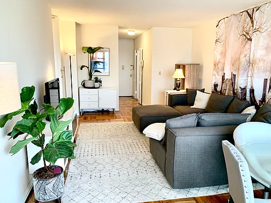 Rented by Owner | media 4
