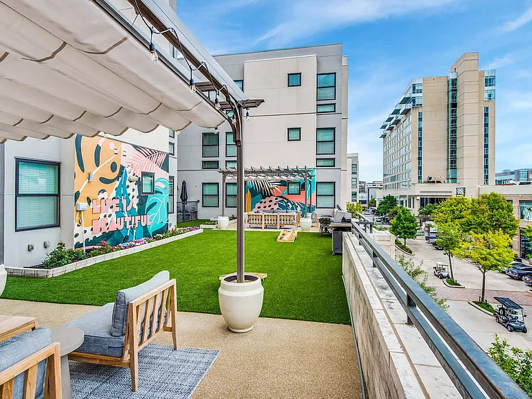 The Lofts at City Centre — Photo 4