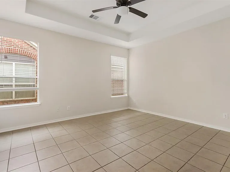 15119 Live Oak Bend Way — Photo 9