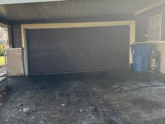 4th image of 607 Enterprise Rd