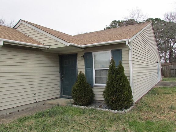 2nd image of 810 Dora Ct