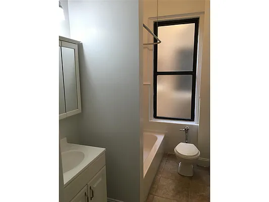 Rented by Douglas Elliman | media 21