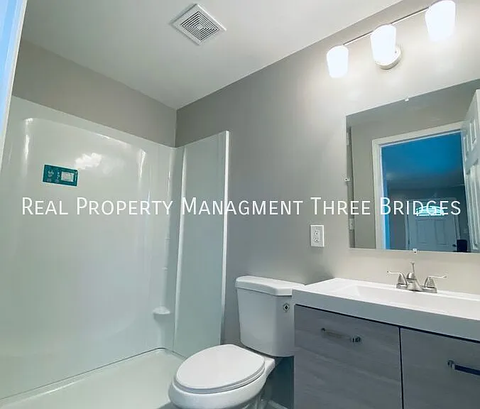 28 Redwood Dr — Photo 11