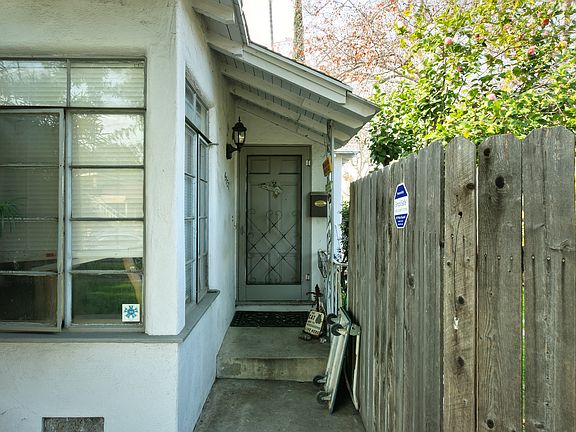 5th image of 4751 Kraft Ave