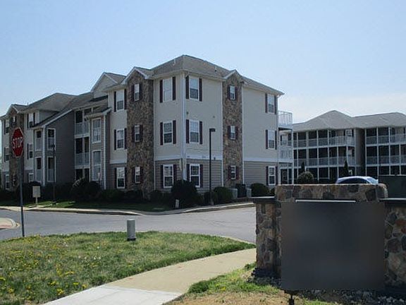 4th image of 1850 Congressional Village Dr #V5101