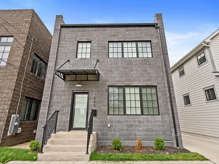 287 E Greenwood Ave — Photo 9