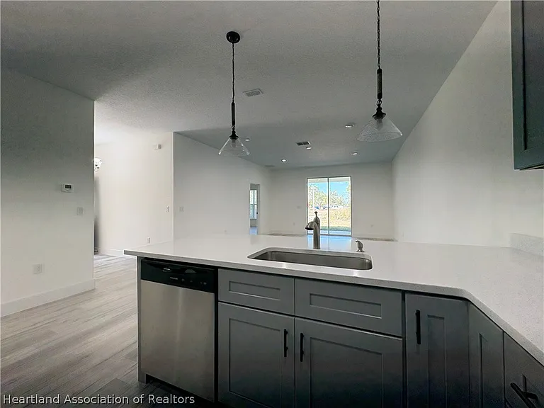 6011 Candler Ter — Photo 8