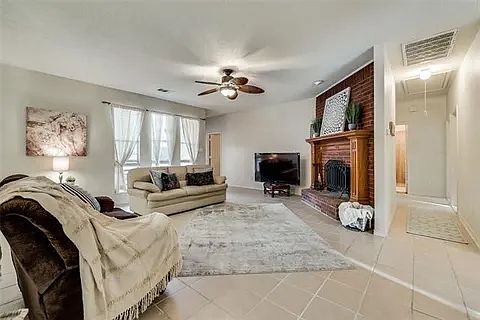 3rd image of 5324 Vineyard Ln