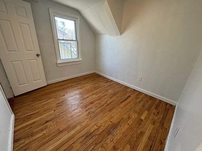 282 Schley St #3 — Photo 9