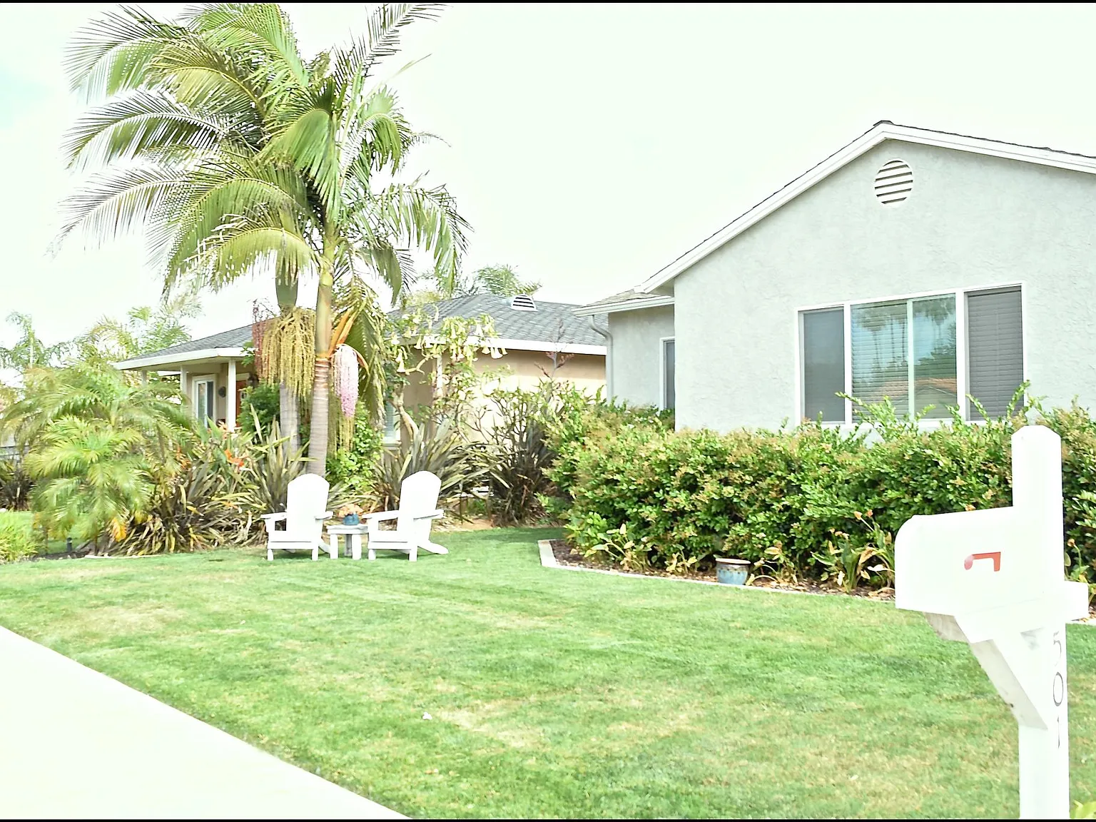 3 bed, 2.5 bath, 1780 sqft, $4,800 — Photo 2