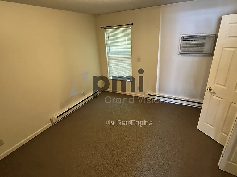 1308 Arthur Ave #8 — Photo 14