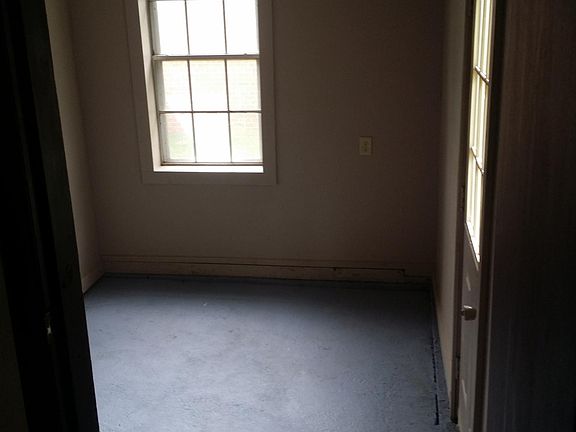 2nd image of 1218 N Cherokee Ave