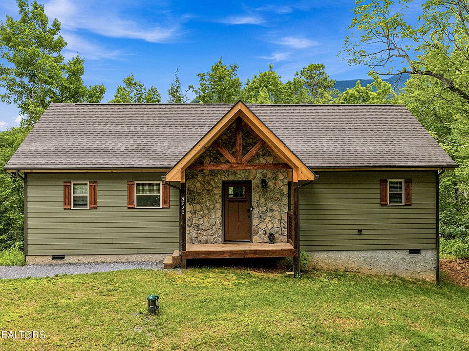 1st image of 4923 Cote Way