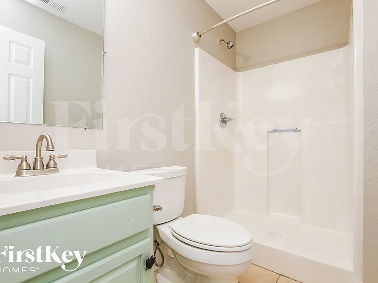 6205 Robert St — Photo 13