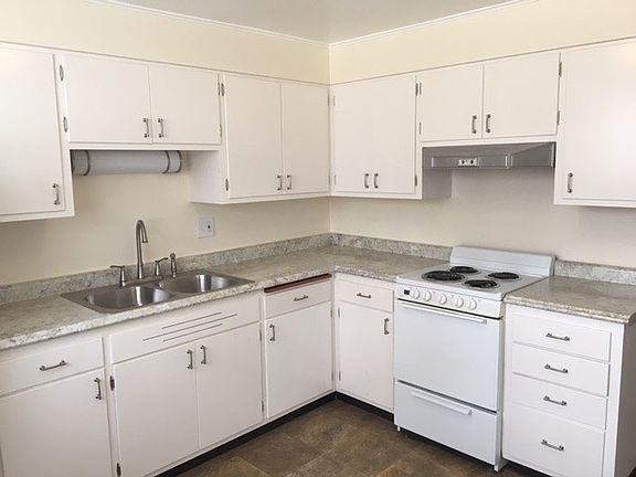 2nd image of 518 E Chicago St APT 13