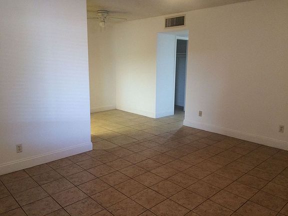 2nd image of 4928 Hollywood Blvd APT 8