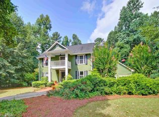 180 Lamberth Lake Dr, Fayetteville, GA 30215