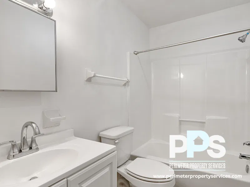 Studio, 1.0 bath, 450 sqft, $1,045 — Photo 4