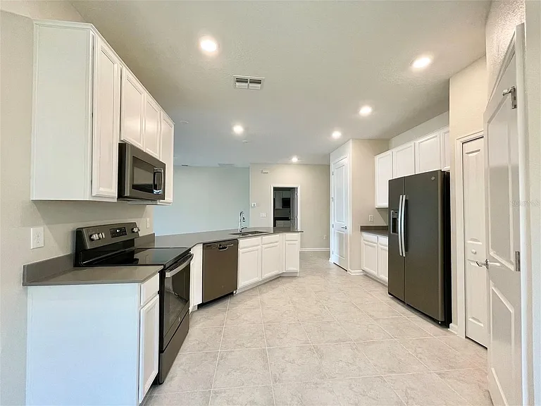 4279 Blackshear Ct — Photo 8