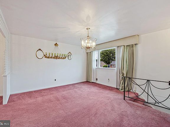 5th image of 2721 Boones Ln