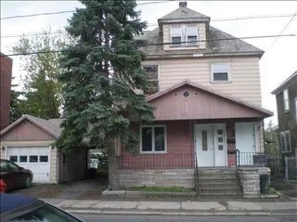 718 Hattie St, Schenectady, NY 12308