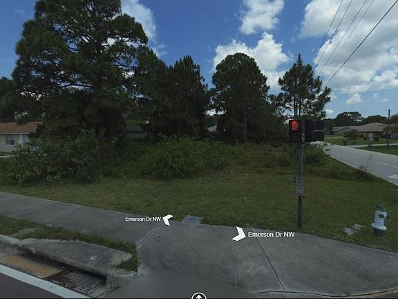 5th image of 231 Emerson Dr NW