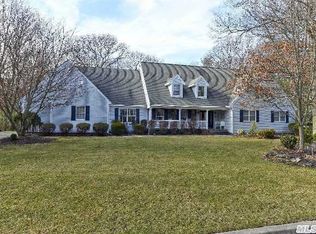 16 Michele Ln Hauppauge NY 11788 Zillow