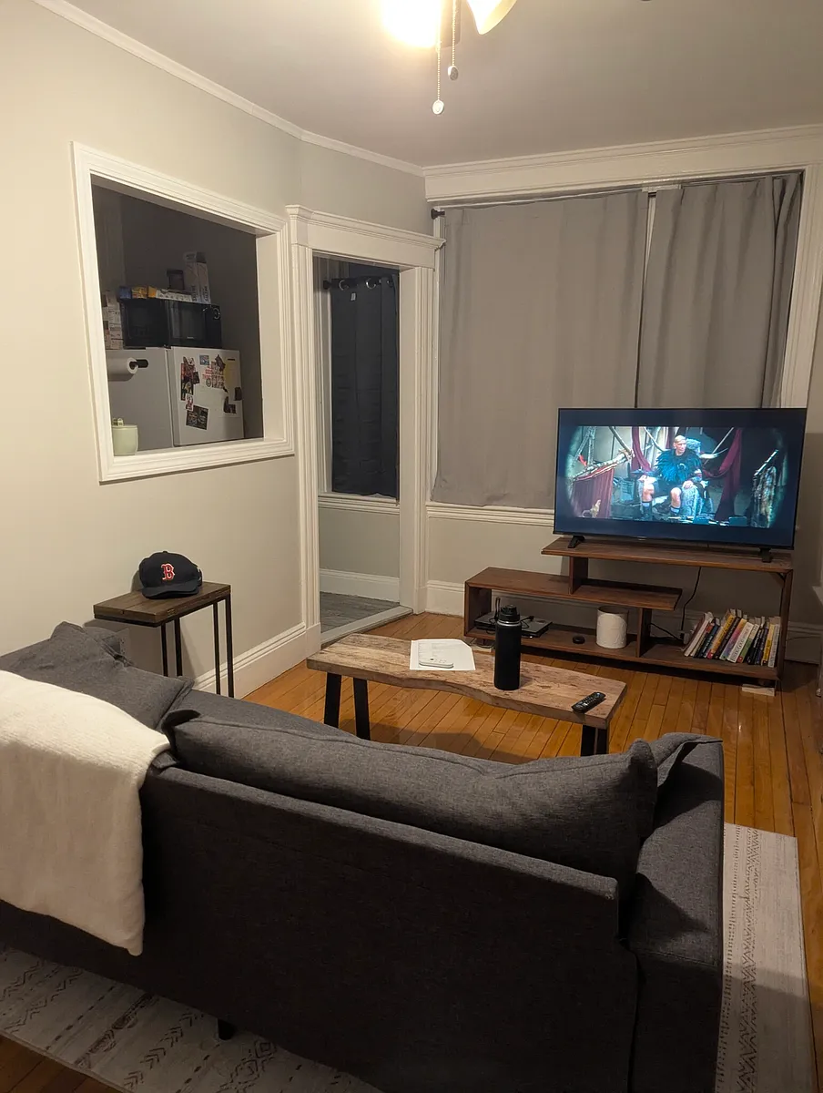 Building Photo - 12 Farrington Ave #5