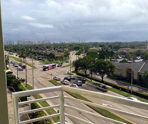 3rd image of 1791 NE Miami Gardens Dr APT 301