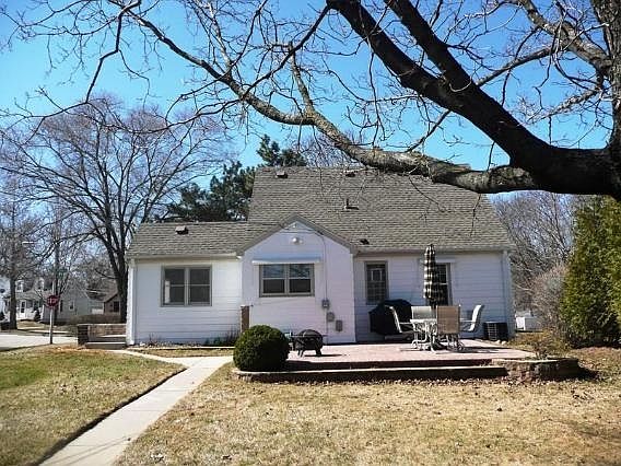 5th image of 2884 S Orleans Ave
