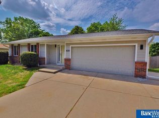 4323 Bingham Cir, Lincoln, NE 68516