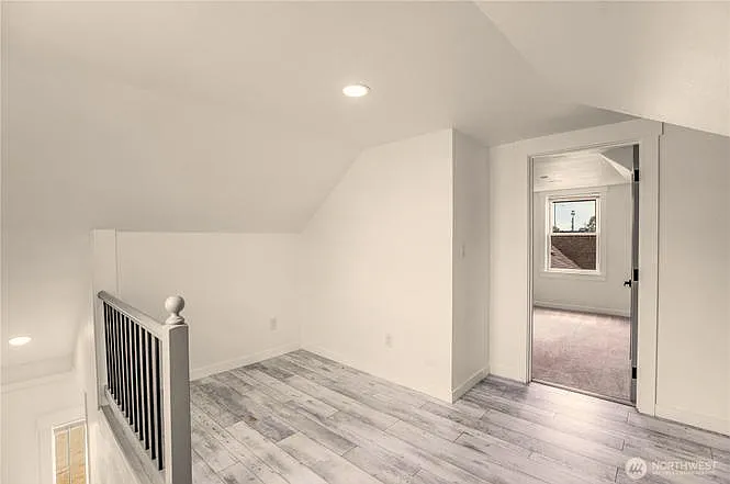 9402 Portland Ave E — Photo 13