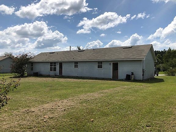 3rd image of 3613 Hillway Dr