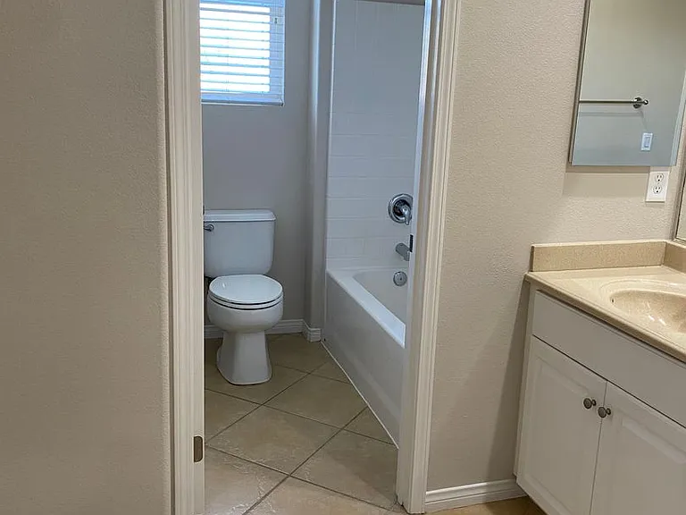 36772 Maxmillian Ave — Photo 36