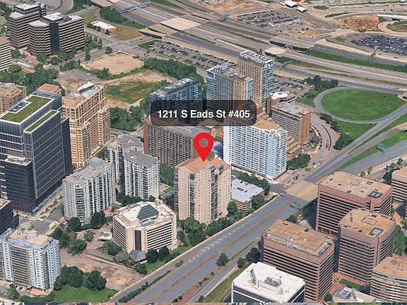 2nd image of 1211 S Eads St APT 405
