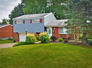 214 College Park Dr, Monroeville, PA 15146