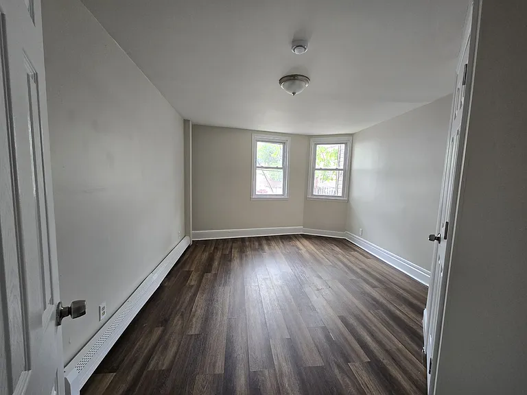787 Summer Ave #1A — Photo 1